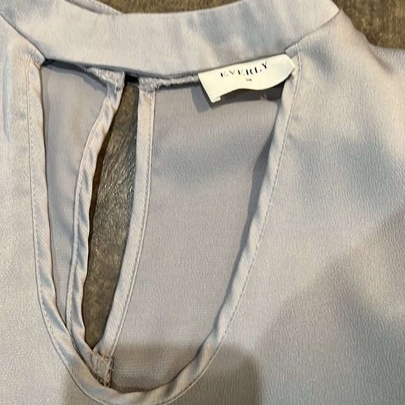 Top Medium - Picture 2 of 2